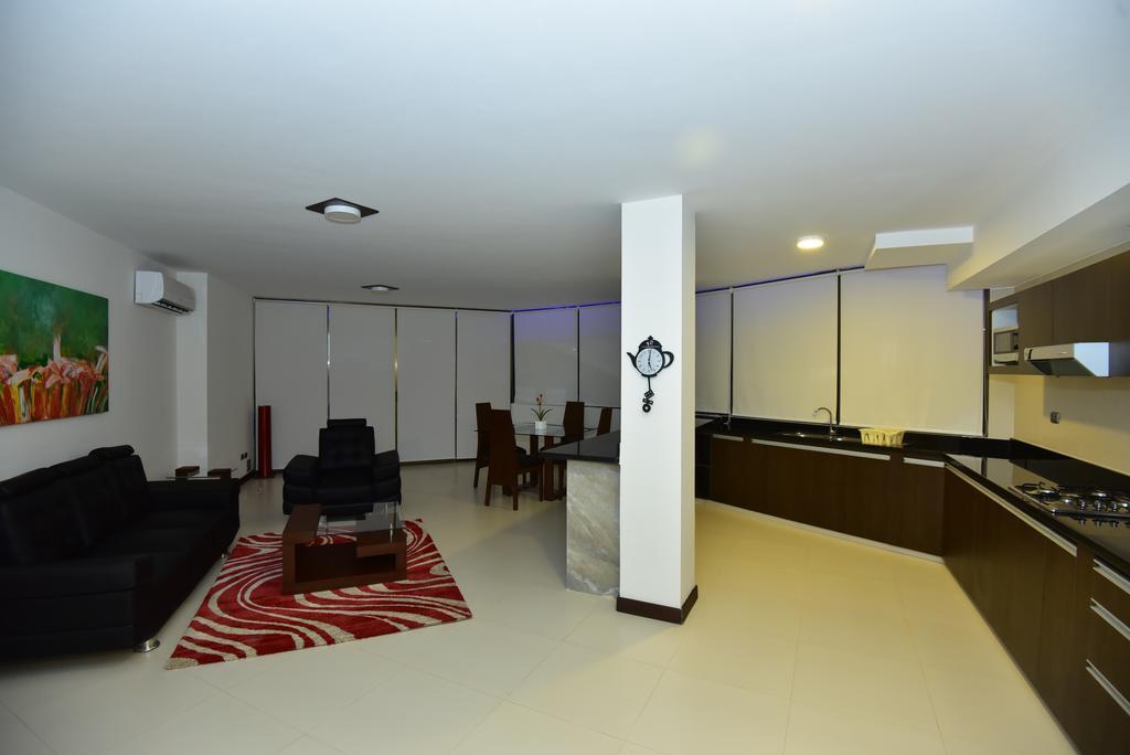 Mai Suites Apart Hotel Santa Cruz de La Sierra Zewnętrze zdjęcie
